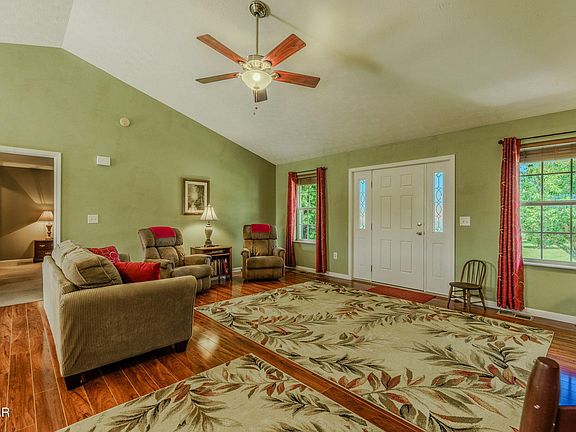 4th image of 2158 Murphys Chapel Dr