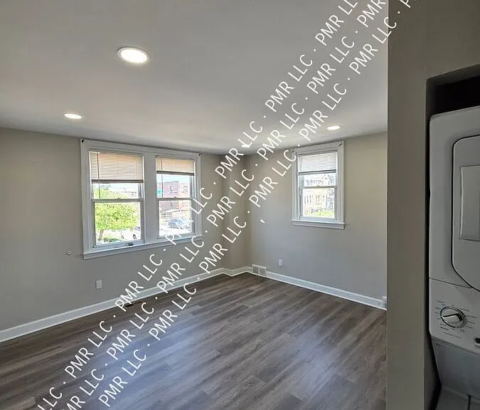 4344 Vista St #1 — Photo 14
