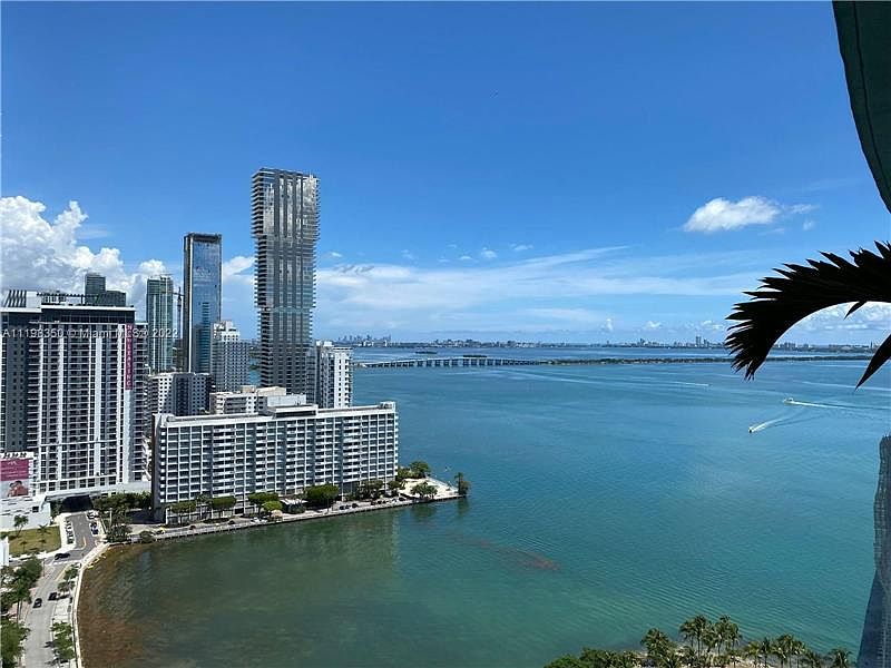 1st image of 1900 N Bayshore Dr APT 2508