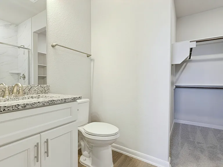 7126 Magnolia Vlg #201 — Photo 4