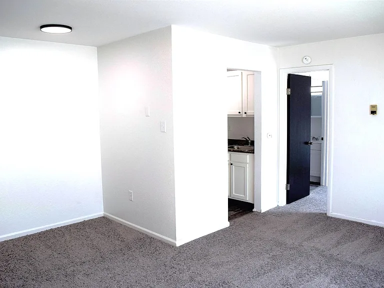 207 Valley Ave #26 — Photo 2