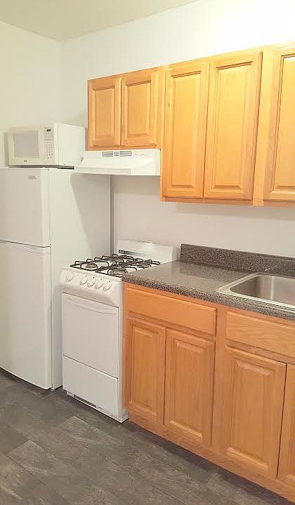 1st image of 2367 24th St