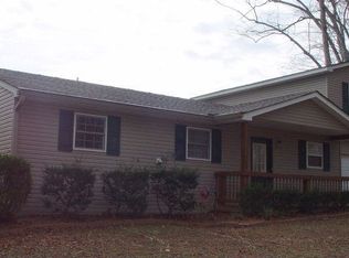 Thompson Ln, Byrdstown, TN 38549