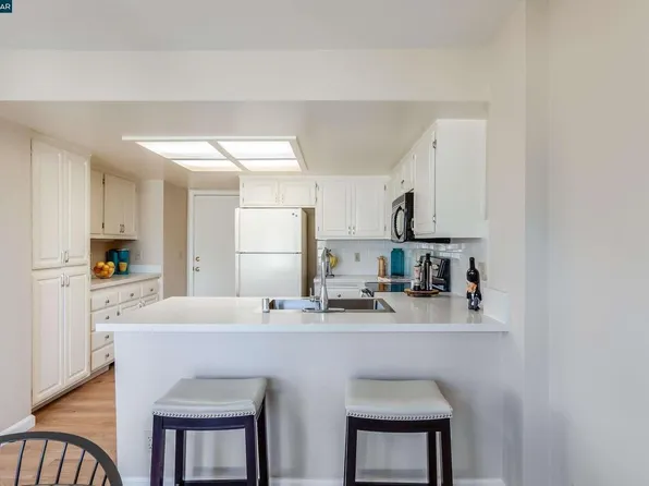5379 Pacheco Manor Dr, Pacheco, CA 94553