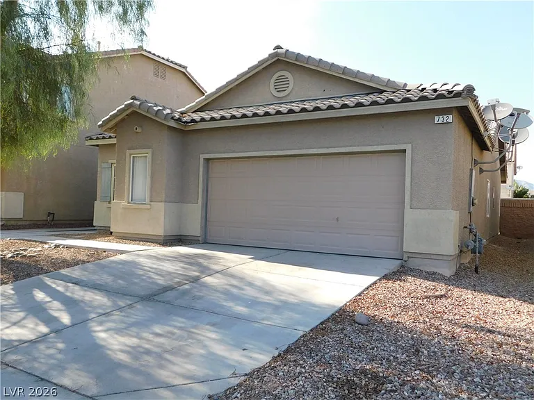732 Horse Stable Ave — Photo 2