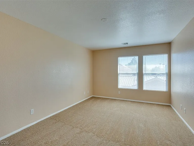 1401 Sycamore Spring Ct — Photo 25