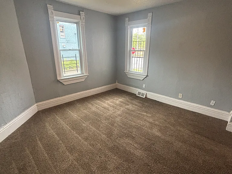548 Vernon Odom Blvd — Photo 15