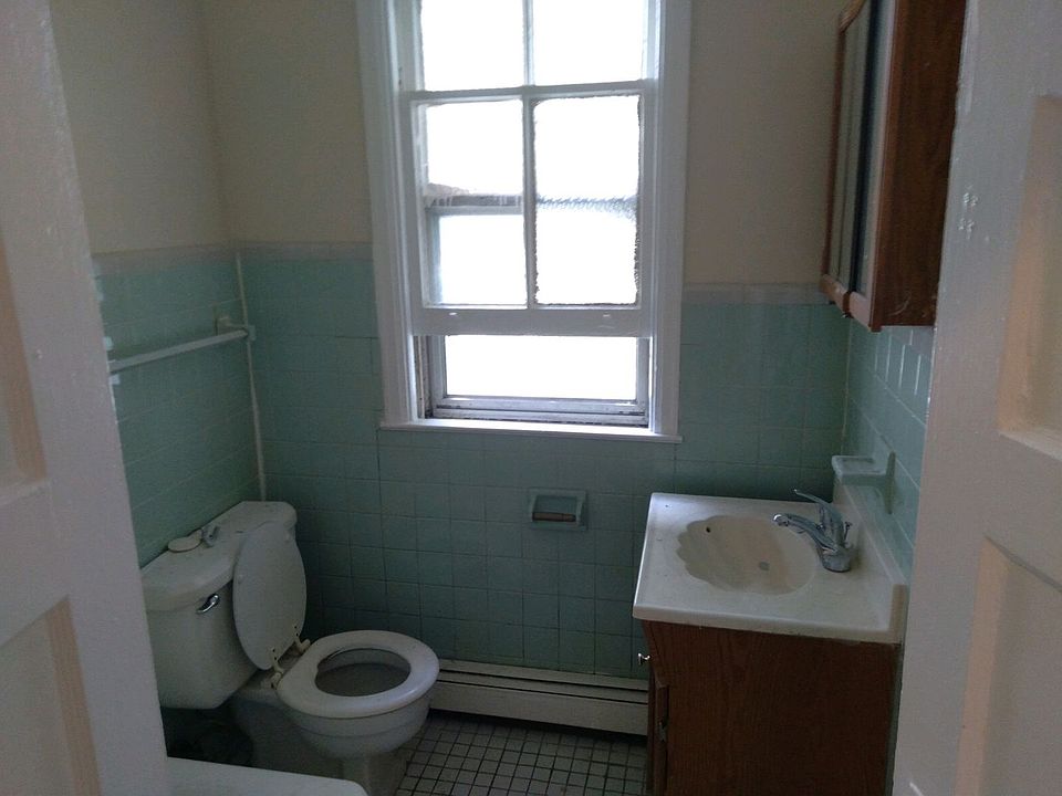 1st image of 230-232 Quail St #2R
