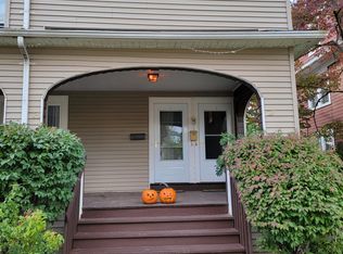 25 Walkley Rd #27, West Hartford, CT 06119