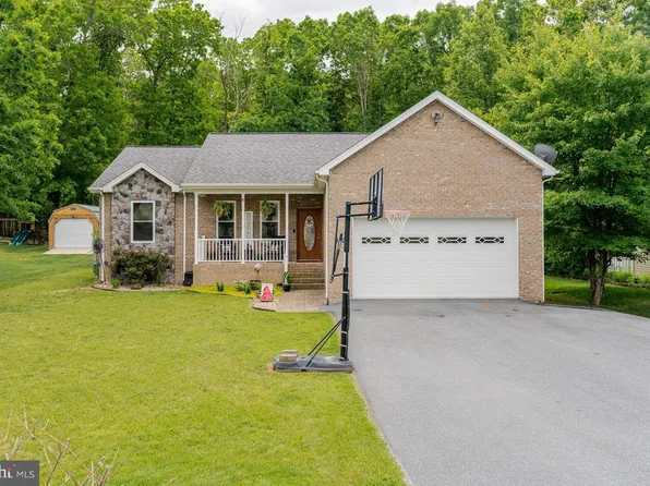 140 Back Rd, Shenandoah, VA 22849
