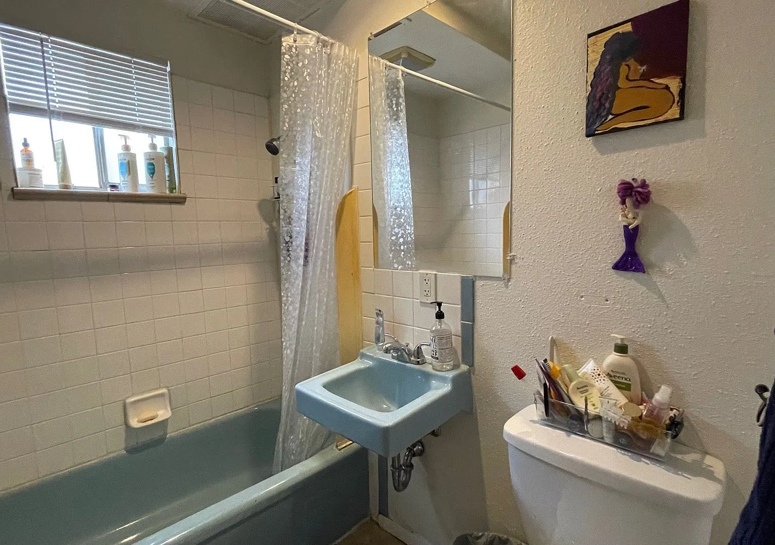 1313 Burton Ct. — Photo 3
