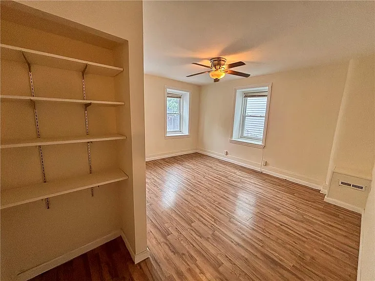 840 Constitution Dr — Photo 8