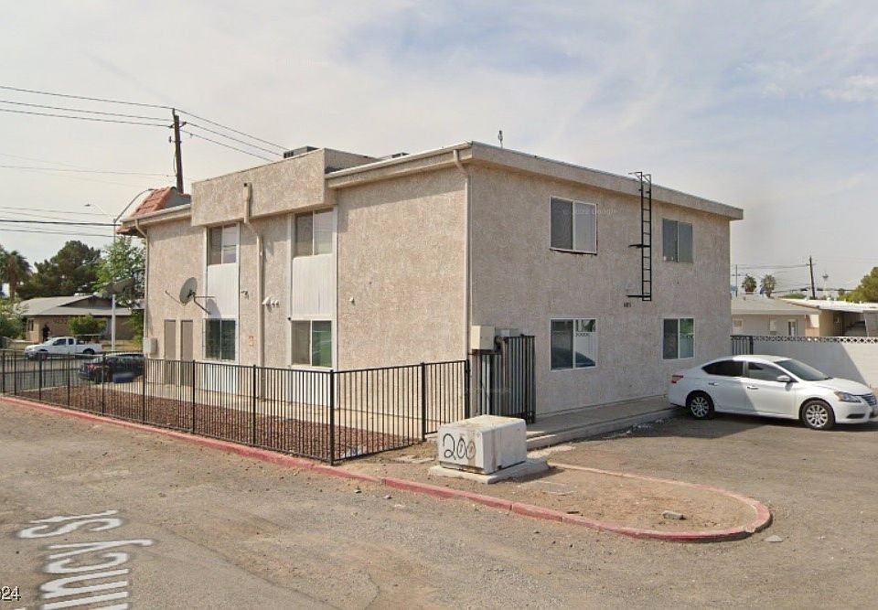 Building Photo 3