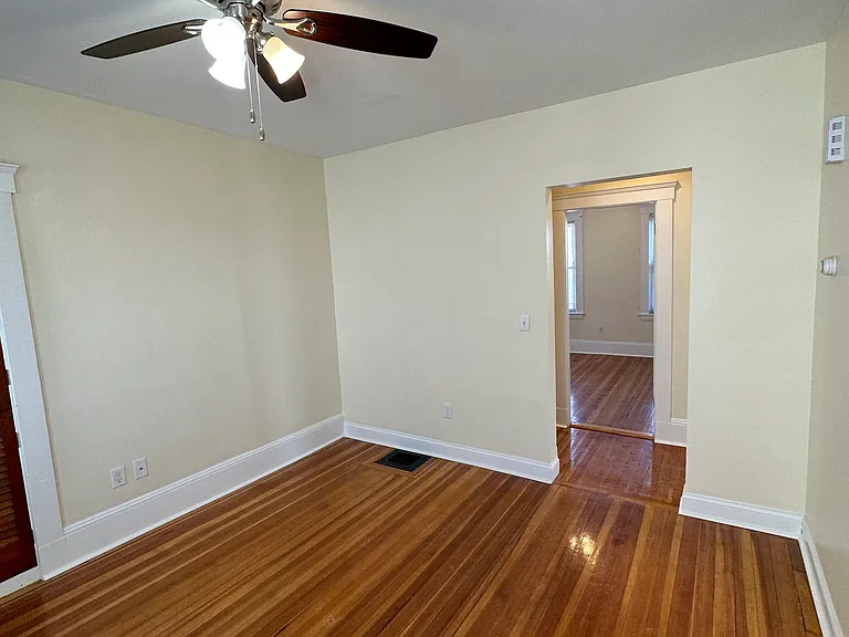 35 George St #3 — Photo 27