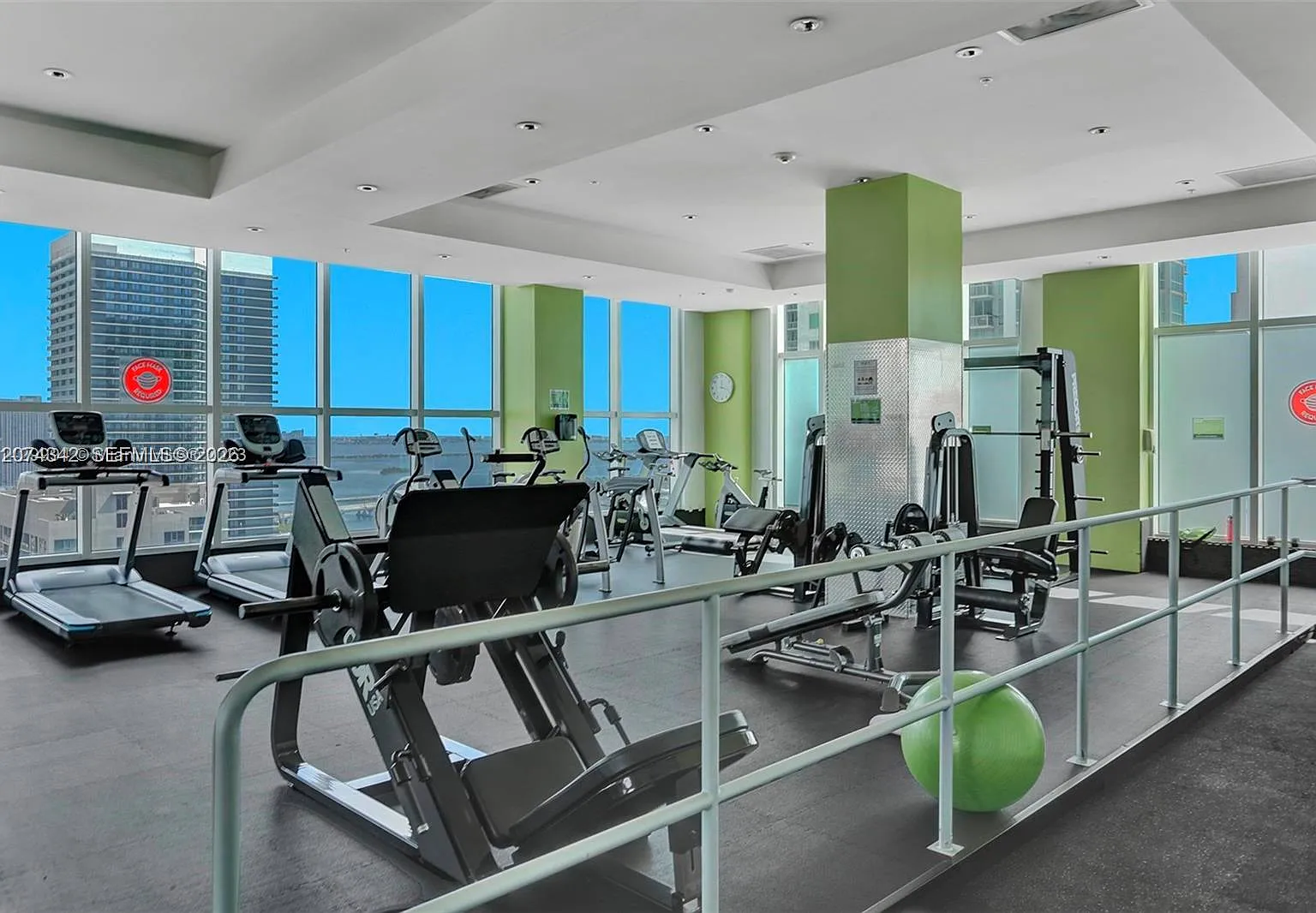 The Loft Downtown Ii Cond — Photo 4