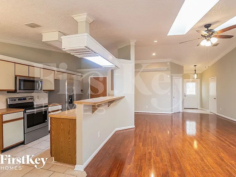 11064 Buggy Whip Dr — Photo 6