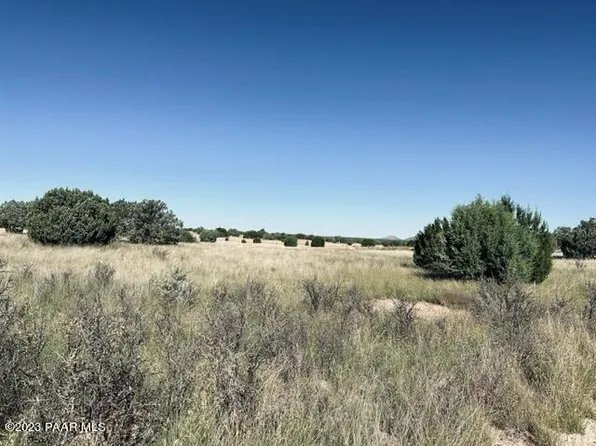 LOT-293S E North Flaming Star Dr, Seligman, AZ 86337