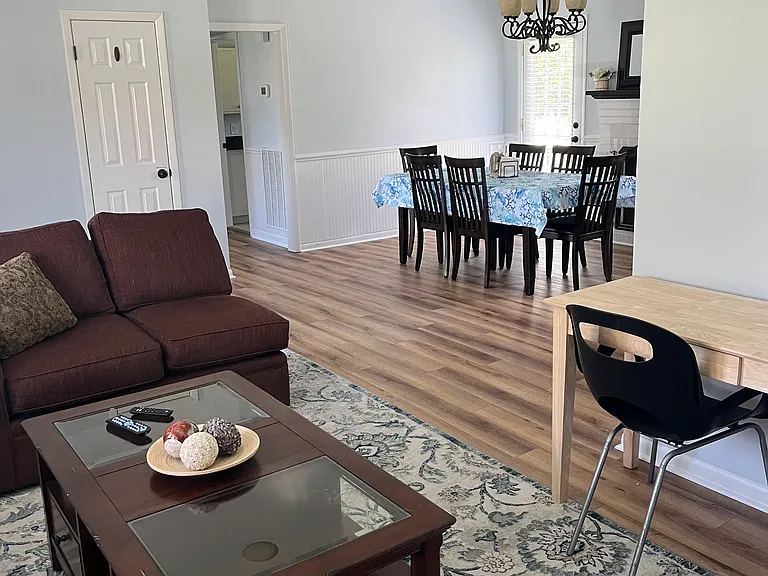 233 Jeb Stuart Dr — Photo 8