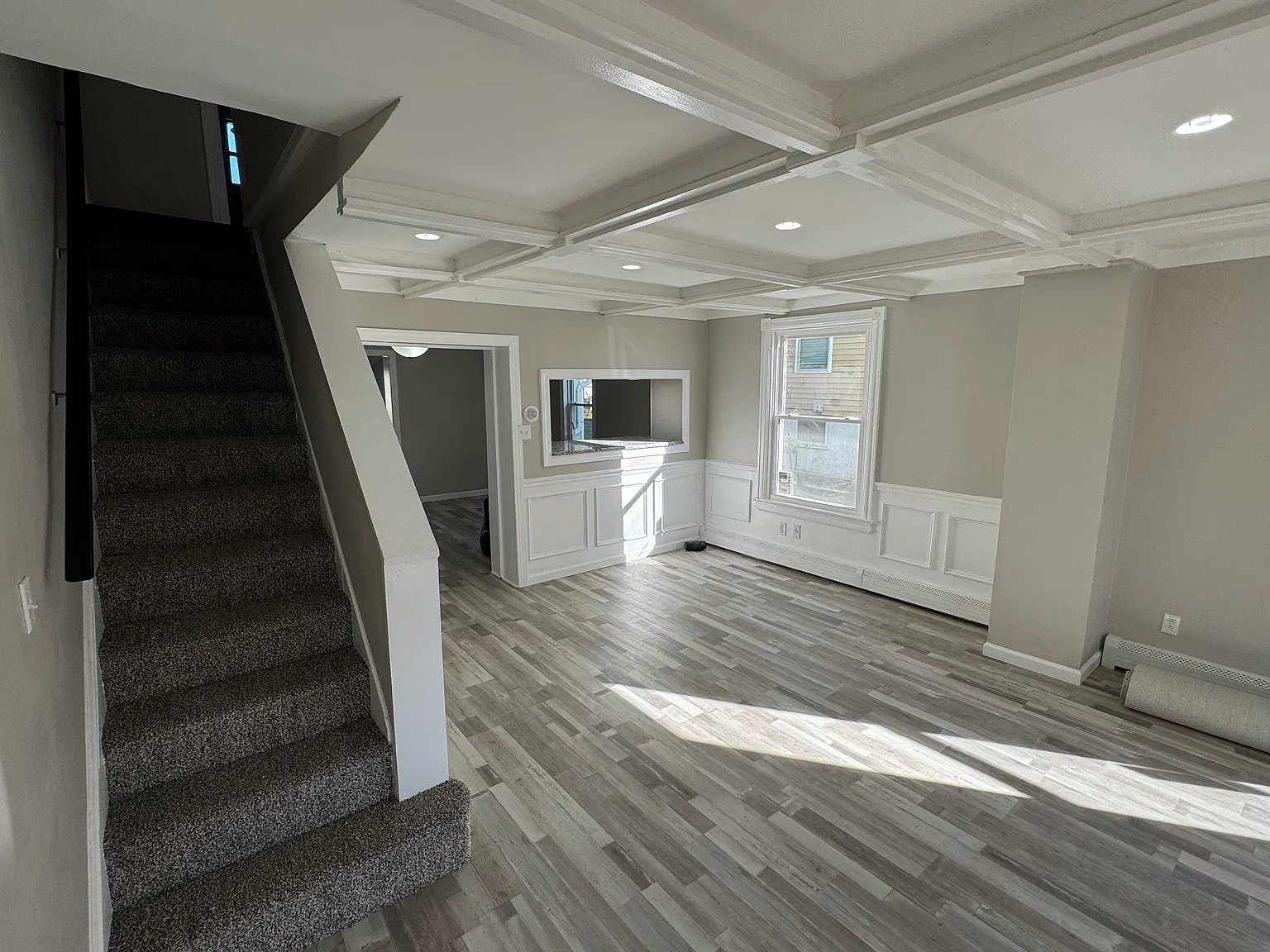 4 bed, 1494 sqft, $2,400 — Photo 2