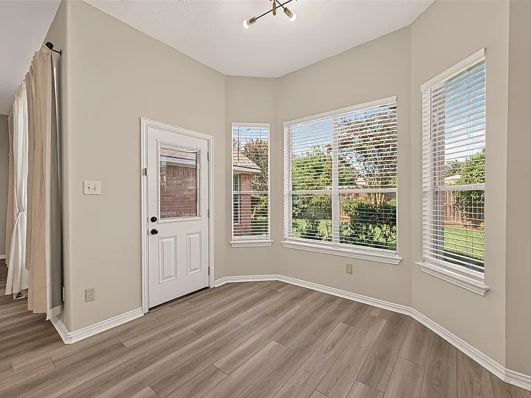2607 Plantation Hollow Ct — Photo 17
