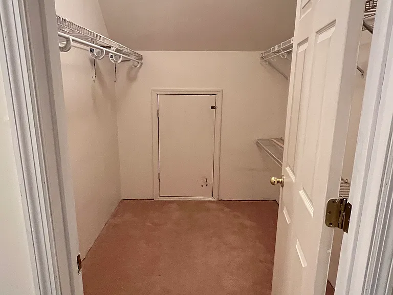 10 Fox Run Ln — Photo 22
