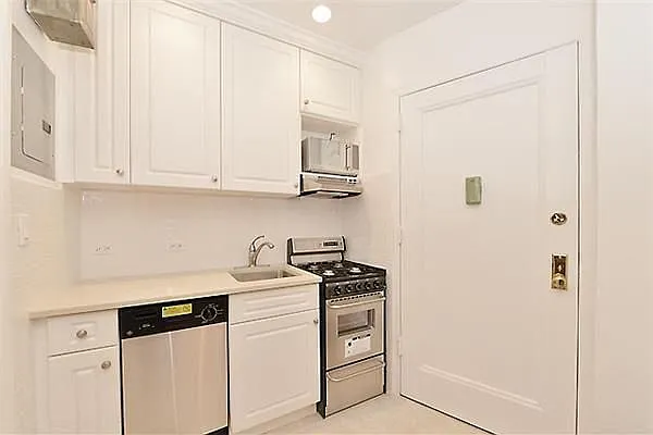 Rented by Argo Residential | media 15