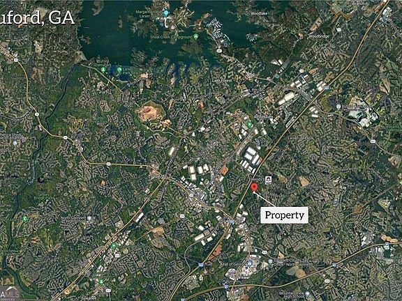 3rd image of 2352 Maddox Rd E