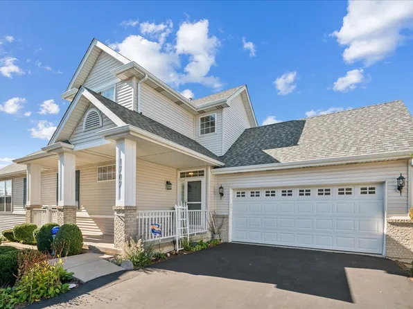 1707 Devonshire Ln, Shorewood, IL 60404