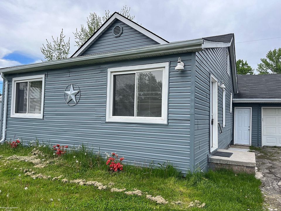 22937 Detour St, Saint Clair Shores, MI 48082 MLS 50141353 Zillow