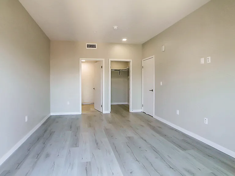 The Vivant Apartments — Photo 21