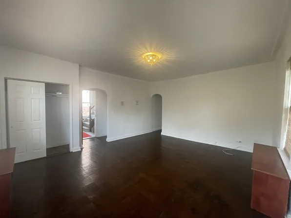 537 West 232nd Street image 10 of 15