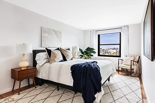 Sold by Compass | media 4