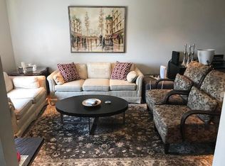 61 Suburbia Ct, Jersey City, NJ 07305