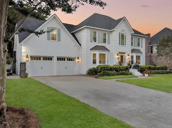 619 Palisades Dr, Mount Pleasant, SC 29464