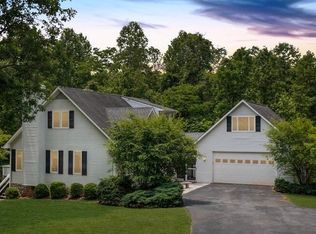 28 Crown Point Pl, Wirtz, VA 24184