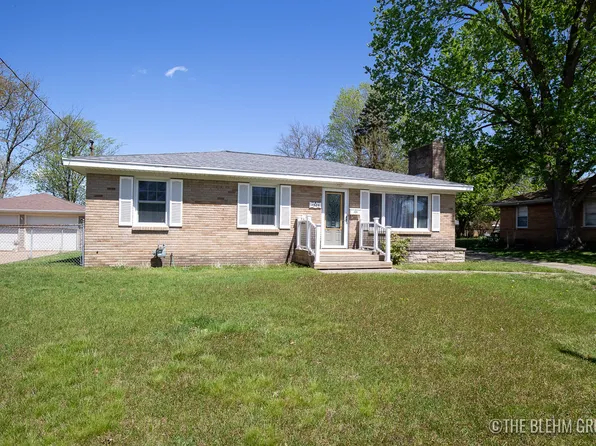1305 Blanchard St SW, Wyoming, MI 49509