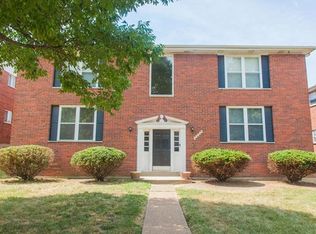 10118 Puttington Dr APT B, Saint Louis, MO 63123