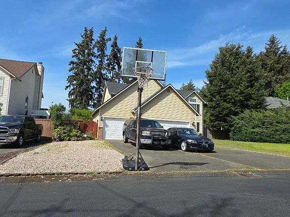 3rd image of 10811 192nd Street Ct E