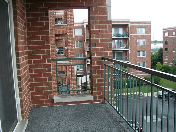3rd image of 6461 W Warner Ave APT 415