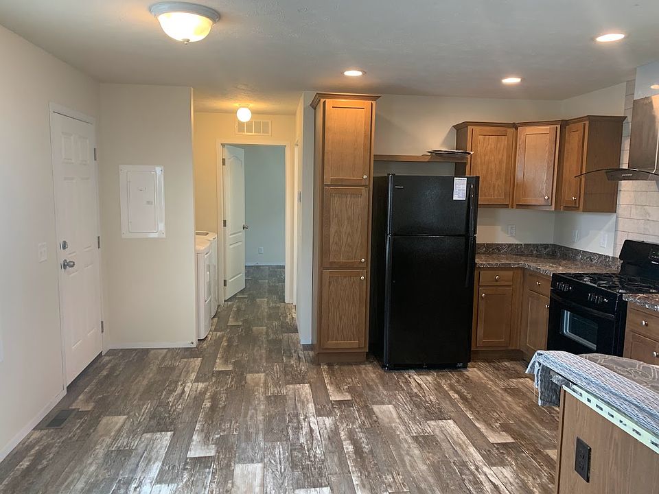 1st image of 47 Bluebird Hill Dr #19