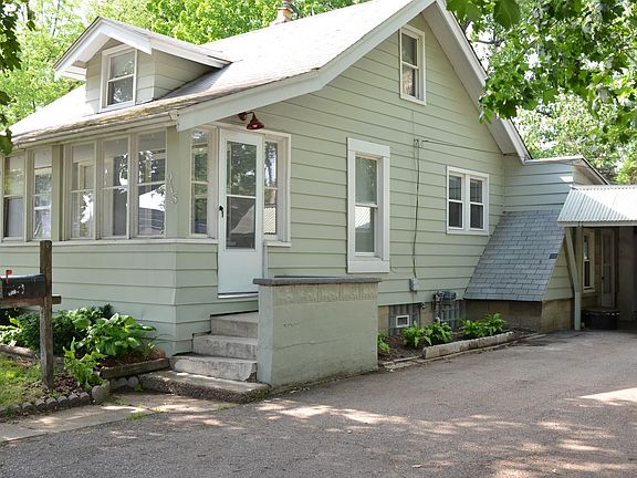 915 E 13 Mile Rd
