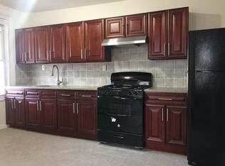 268 Gregory St, Bridgeport, CT 06604