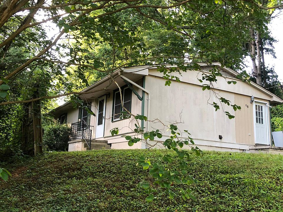 12 Glen Valley Drive, Arden 28704