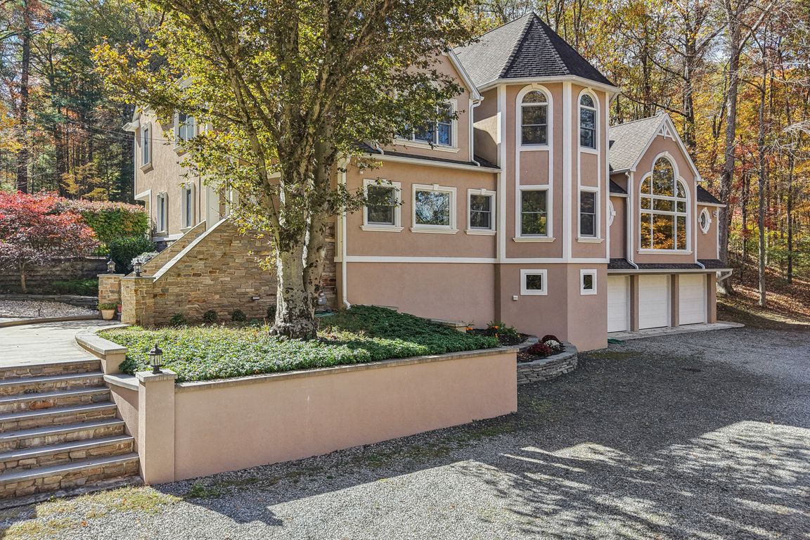 Stephens Lake Rd-S2710-122.jpg