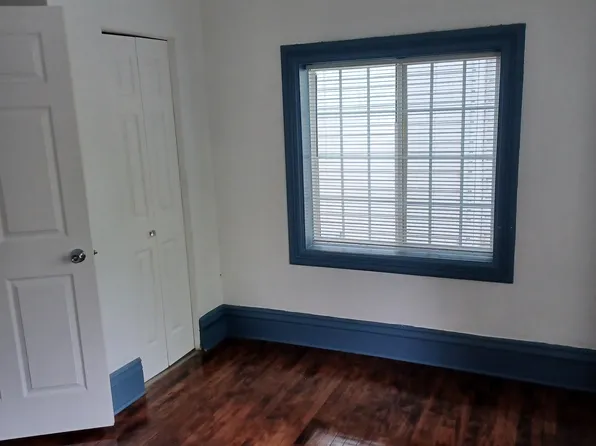 948 Albemarle St APT 1, Saint Paul, MN 55117