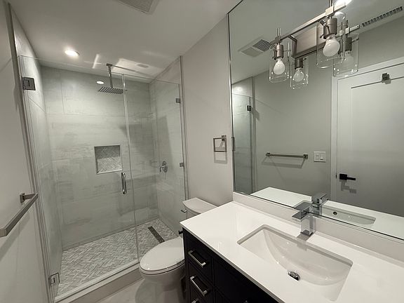 5th image of 4357 Eagle Rock Blvd