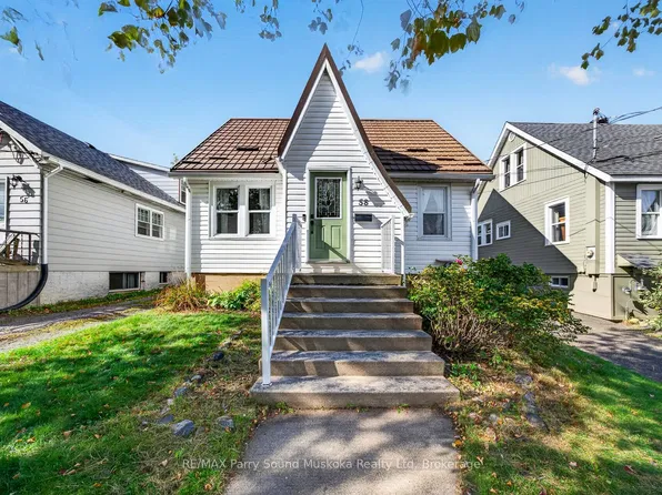 58 William St, Parry Sound, ON P2A 1V1