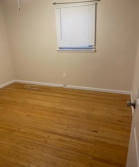 40 Shamrock Dr — Photo 6