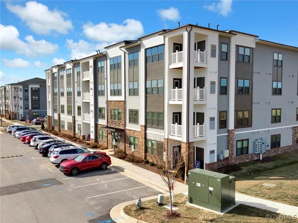 3700 Maze Runner Dr APT 306, Midlothian, VA 23112