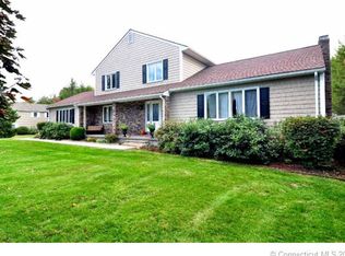 54 Lochview Dr, Windsor, CT 06095